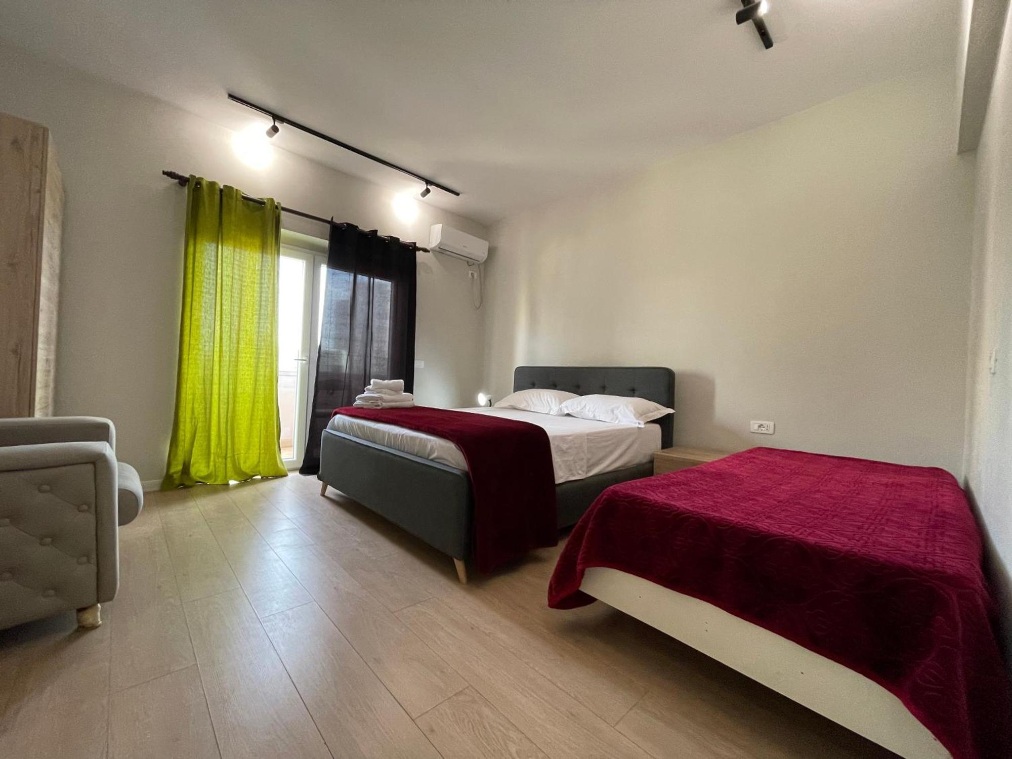 Downtown View Modern Apartment Тирана Экстерьер фото
