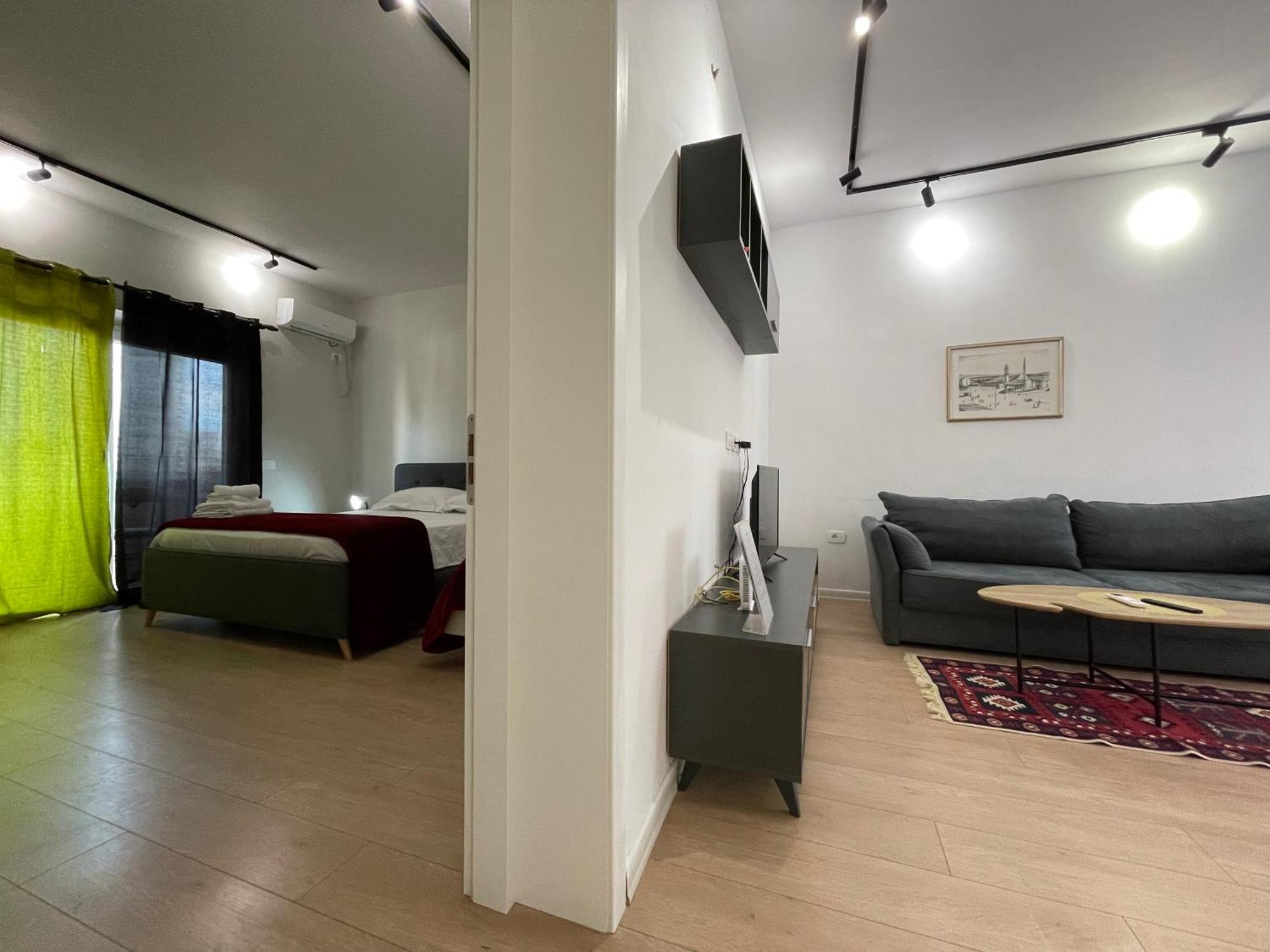 Downtown View Modern Apartment Тирана Экстерьер фото